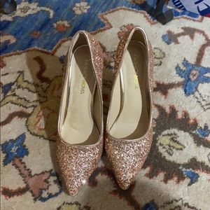 Pink rose heels size 8